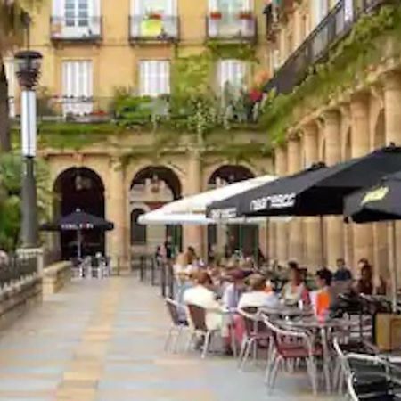 La Casita Verde. Metro Cerca Del Casco Viejo Bilbao Luaran gambar
