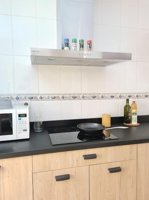 La Casita Verde. Metro Cerca Del Casco Viejo Bilbao Luaran gambar