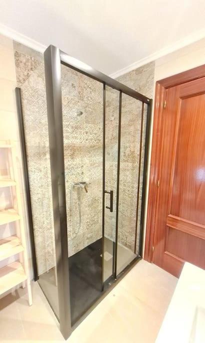 La Casita Verde. Metro Cerca Del Casco Viejo Bilbao Luaran gambar